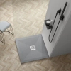 Brodzik z konglomeratu mineralnego Balneo Stone Tray 90 x 90 x 2,5 cm jasnoszary niski kwadratowy