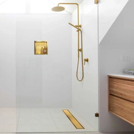 Odpływ liniowy podłogowy Balneo Duplex Next Gold 80 cm złoty dwustronny ze stali nierdzewnej szczotkowanej z niskim syfonem i głębokim osadnikiem